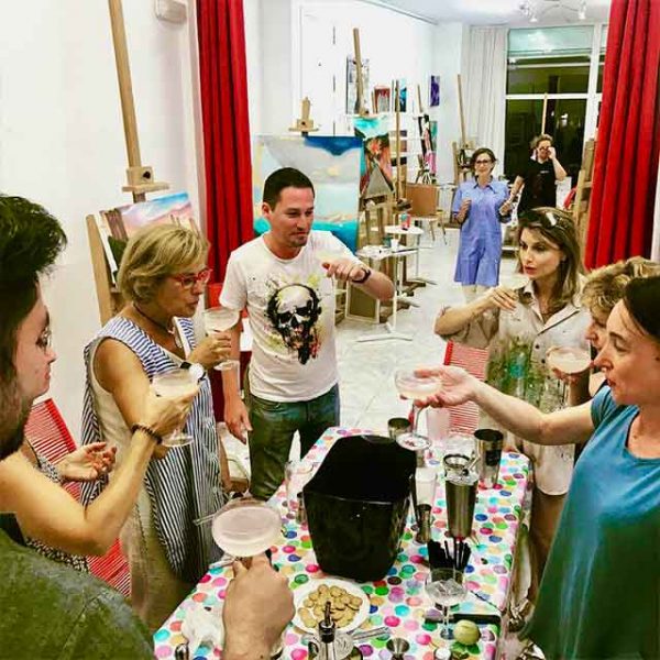 talleres-de-arte-y-pintura-y-cocteles